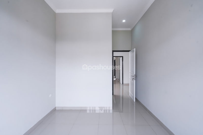 Komplek Megapolitan Cinere Blok J No.334 