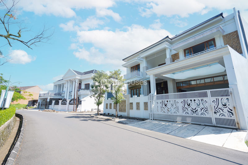 Kebun Raya Residence Blok B No. 7