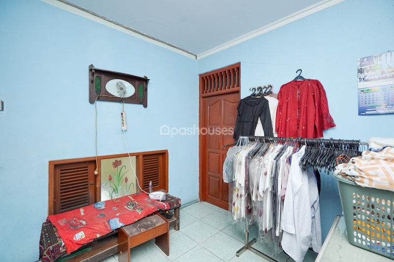 Komplek Pemda Jatiasih Blok B No.17