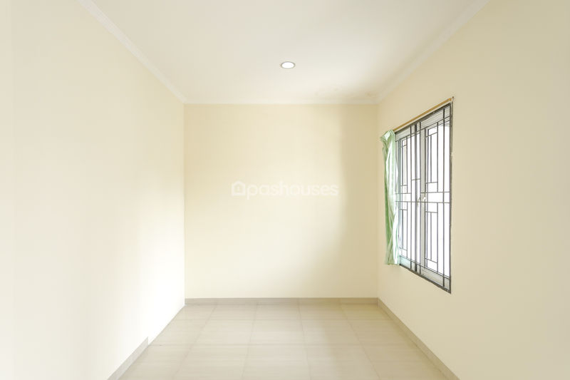 Perumahan Duta Garden Cluster Beverly Hills Blok E4 No.40
