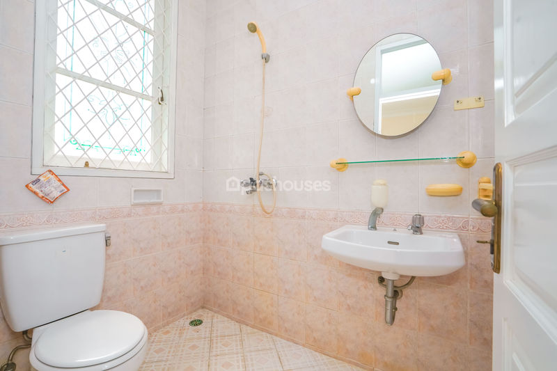 Jalan Bukit Cinere Blok C117