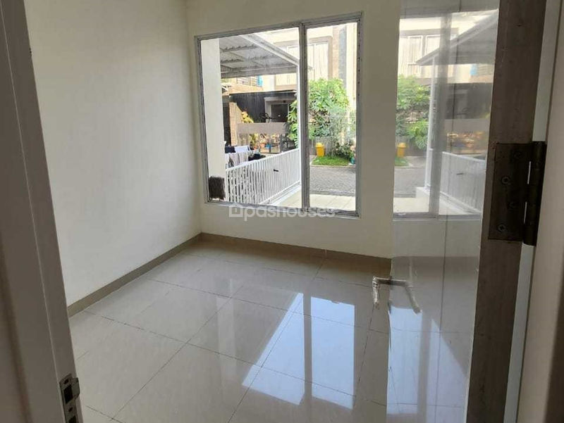 Graha Raya Cluster Fortune Terrace Tangerang