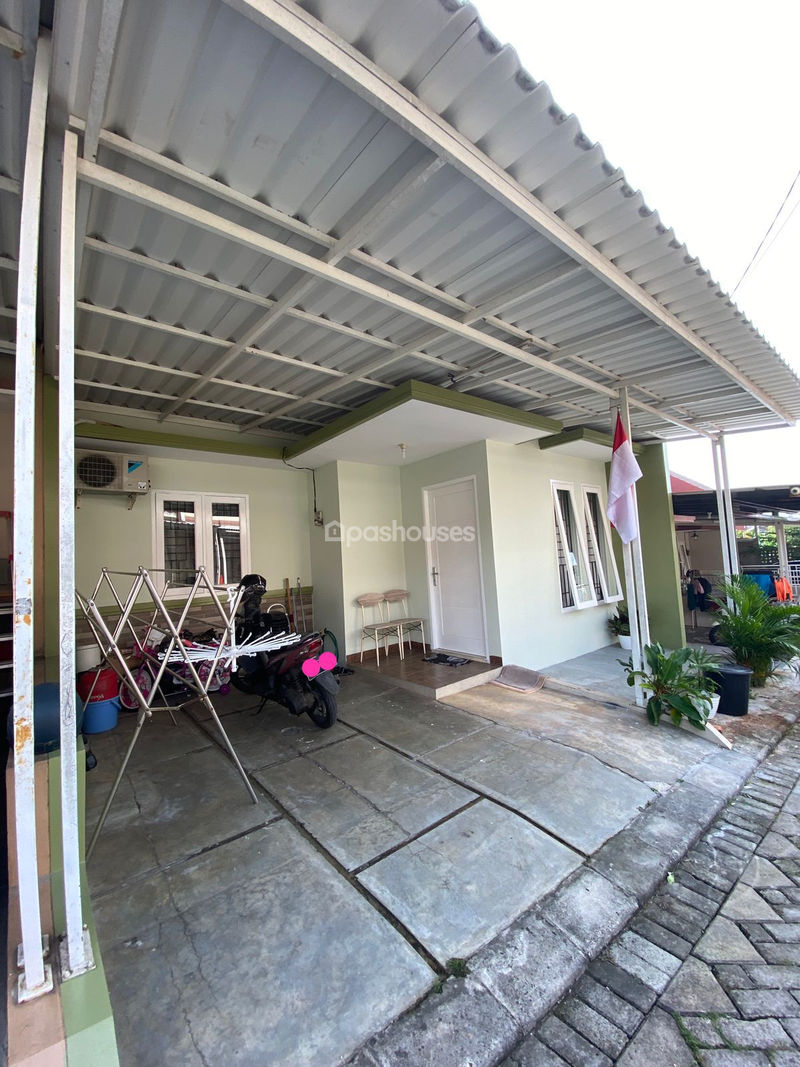 Perumahan Puri Lembah Hijau Blok A No.3