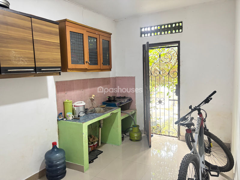 Perum Villa Anggrek Blok C No.20