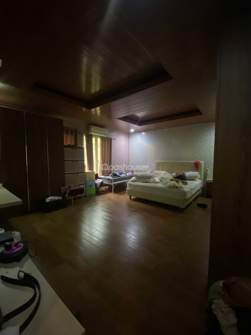 Jalan Rajawali 1 Blok HD12 No.4