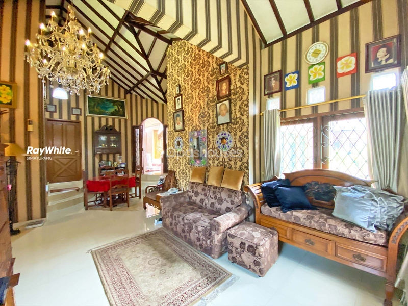 Jalan Cendrawasih Blok A No.888