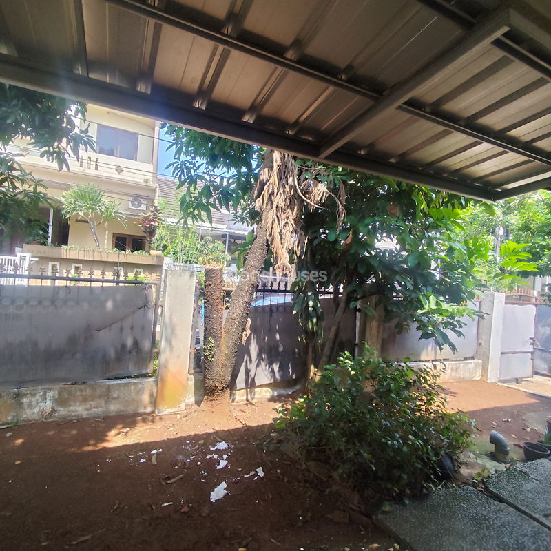 Villa Inti Persada Cluster The Regent Blok B5