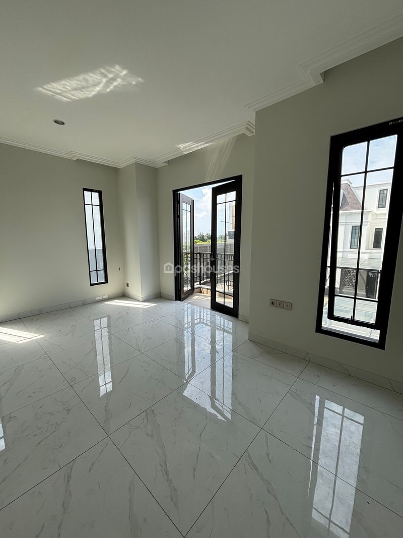 Perumahan Summarecon Crown Gading Cluster Jasmia Blok BA68