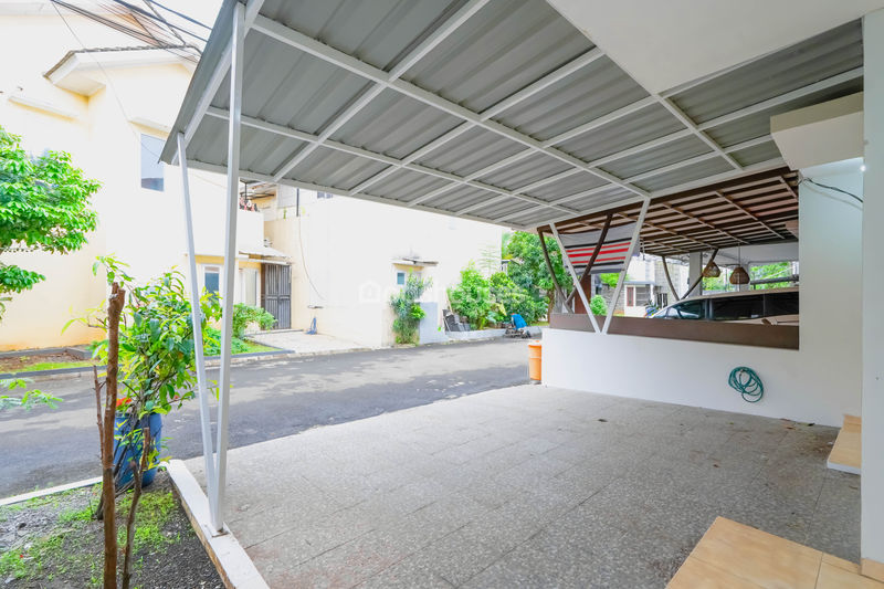 The Cozy Green Cibubur