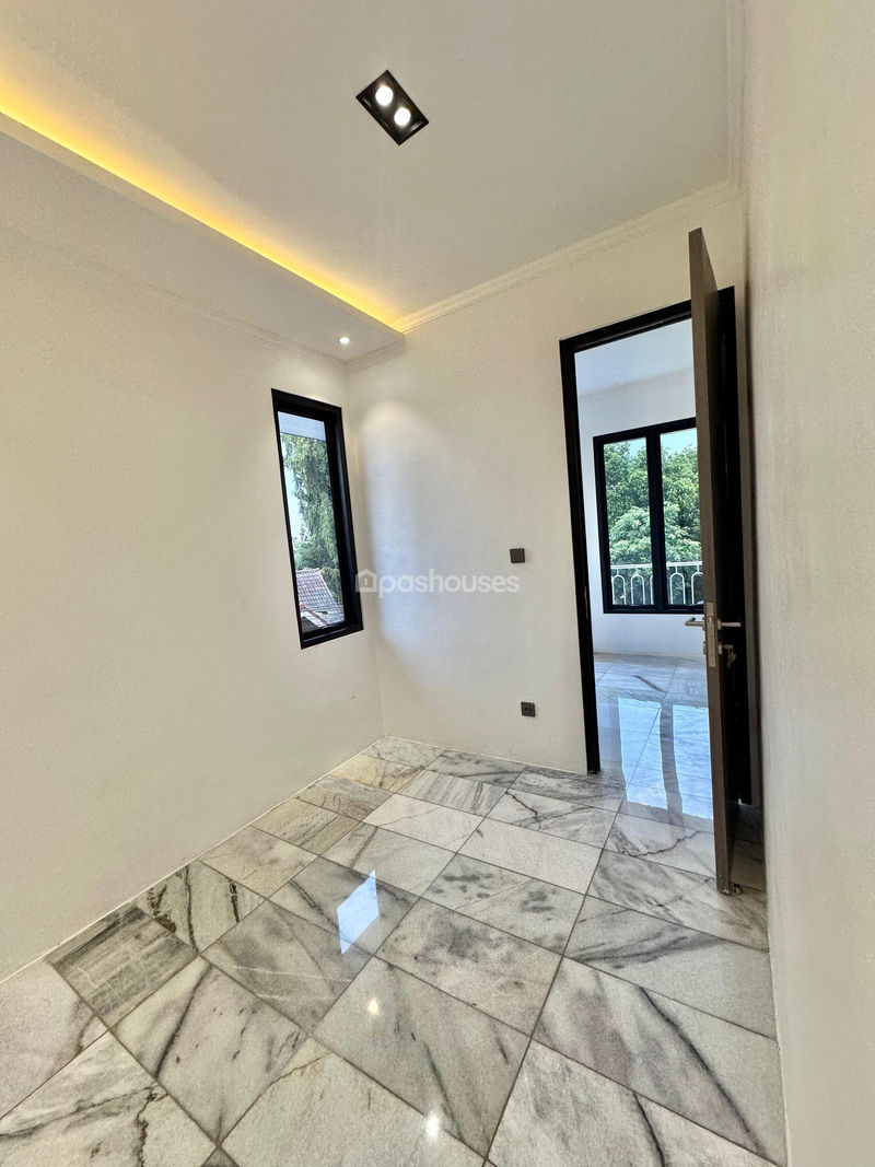 Villa Pancoran Mas Blok N