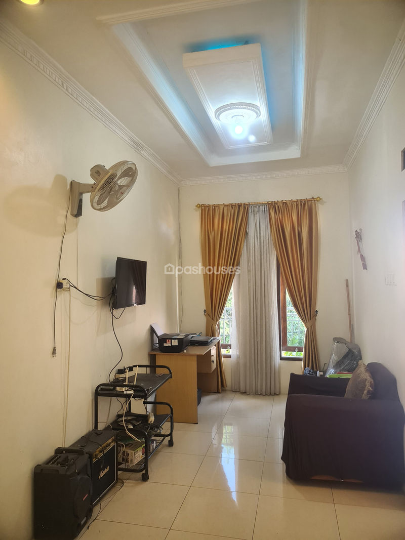 Perumahan Mutiara Gading Riviera Blok B8 No.18