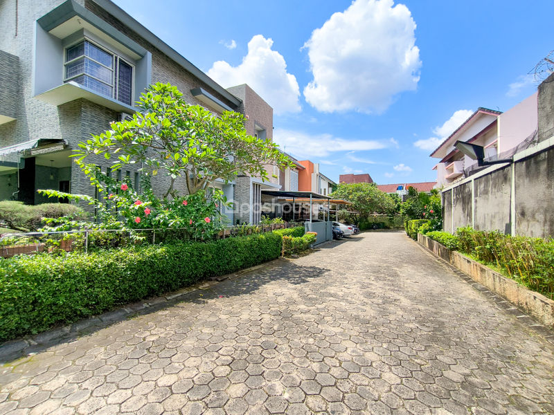 Perumahan The Bamboo Cipayung