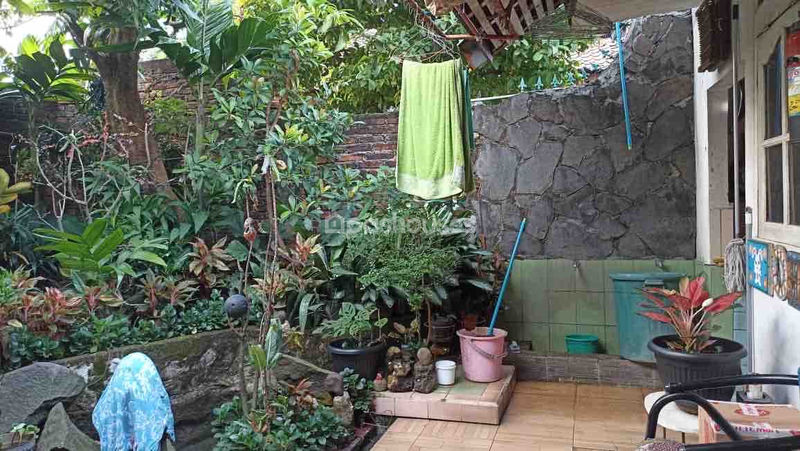 Cluster Indah Lestari, Jalan Antara