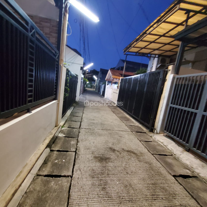 Jalan Gandang Blok D No.17
