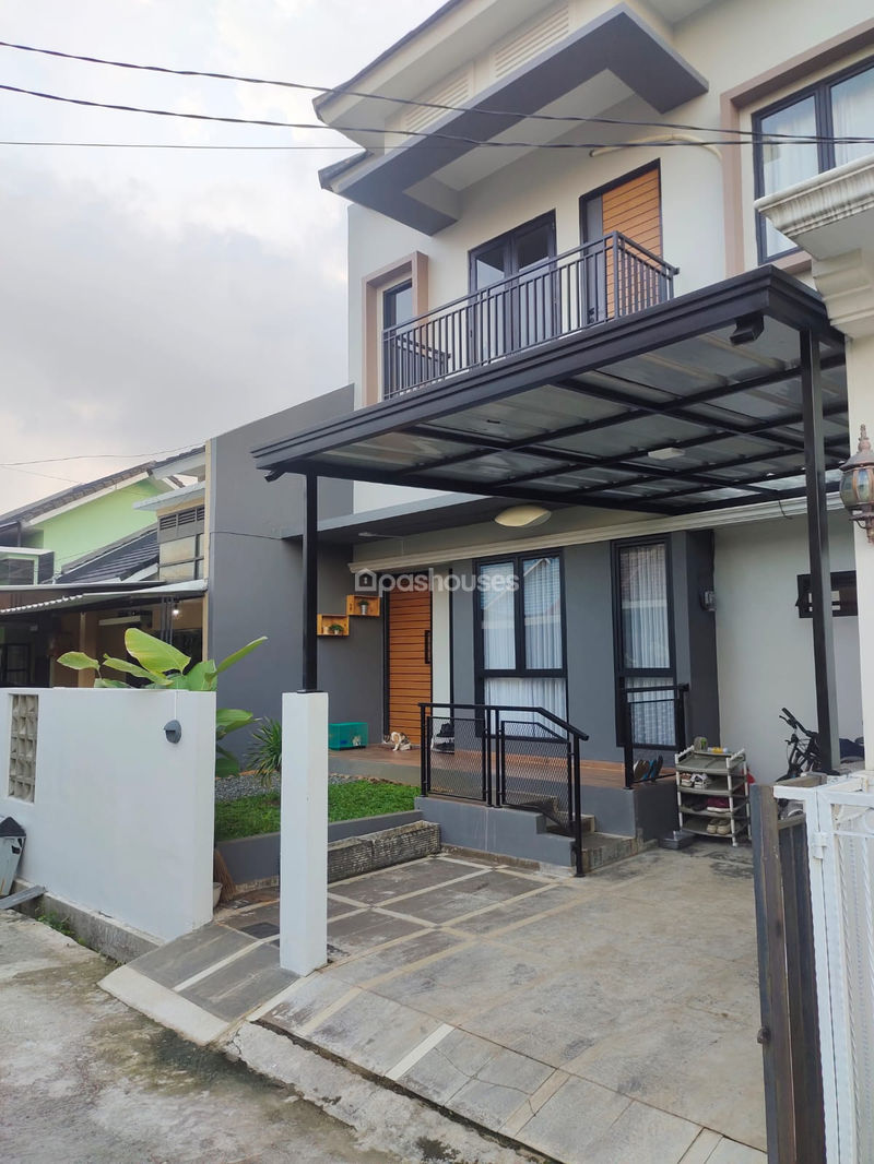 Puri Flamboyan Town House No.11