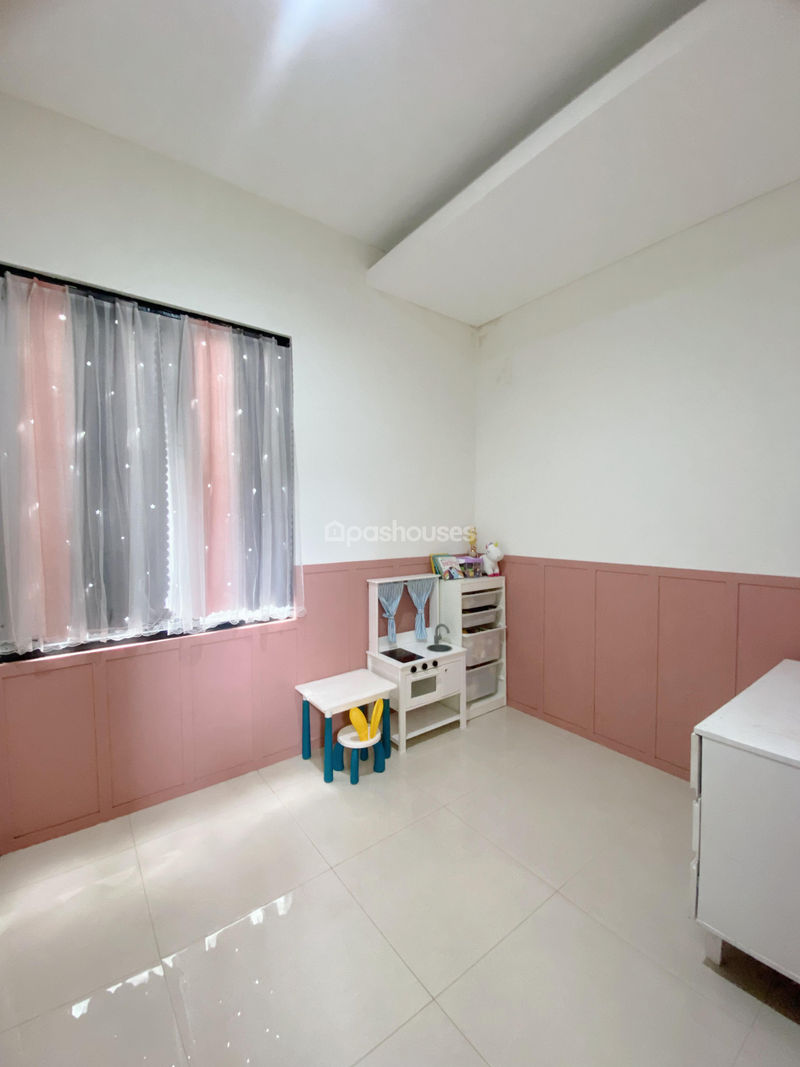 Cluster Golden Cikeas Blok T-01