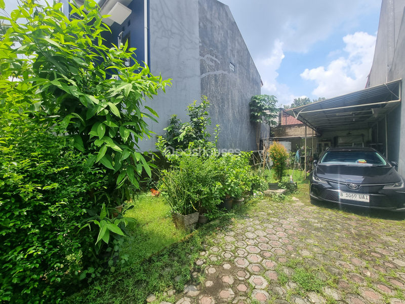 Jalan Purwa IV blok S No. 14-15