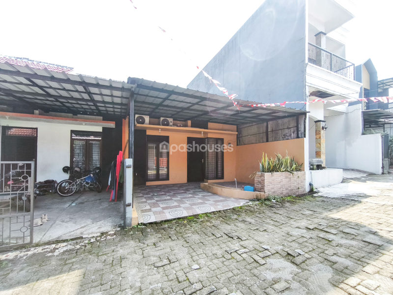 Townhouse Mutiara Pasir Kuda Blok A8