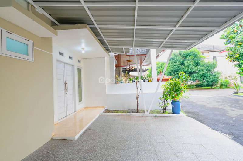 The Cozy Green Cibubur