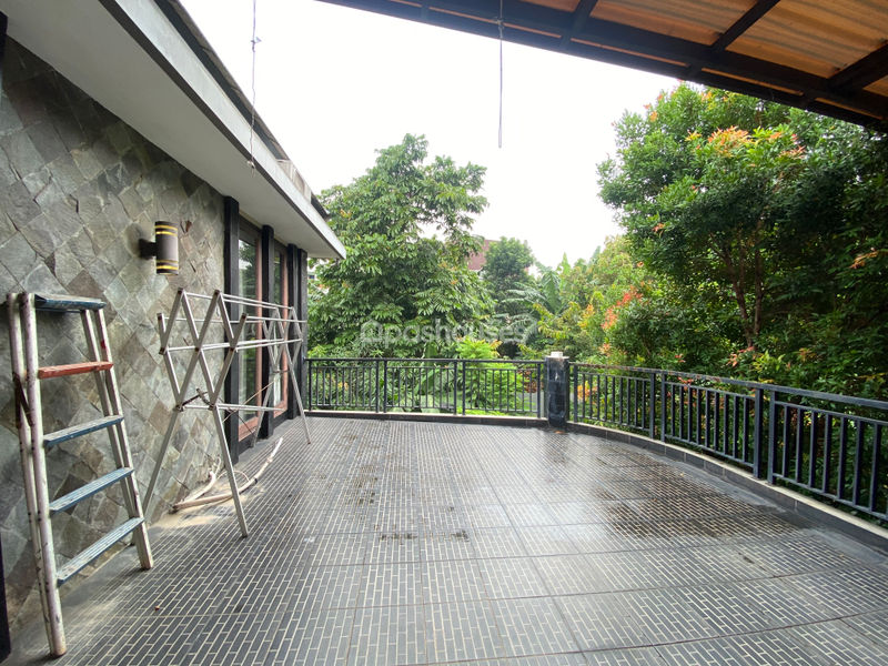 Perumahan Cibubur Residence Cluster Maplewood Blok E2