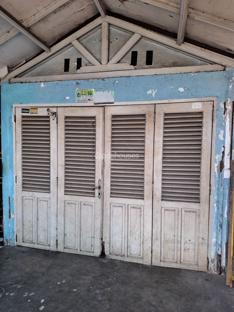 Jalan Masjid Nurul Iman II No.10