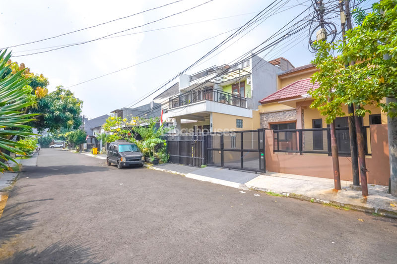 Nusa Loka BSD Blok RA No.09