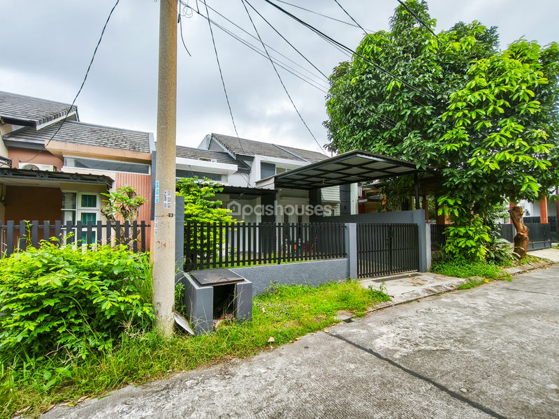 Bukit Golf Riverside Cluster Orchid Blok EE3/7