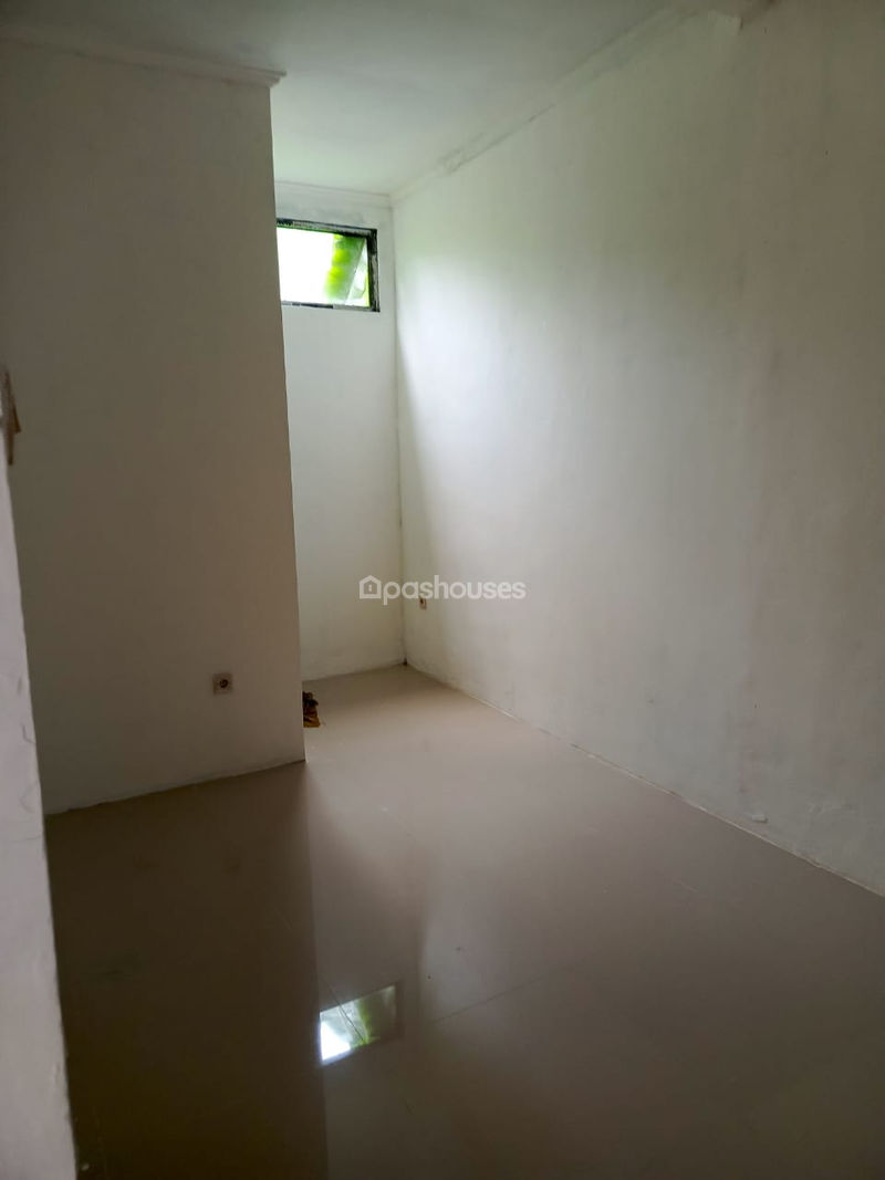 Jalan Prabu Residence