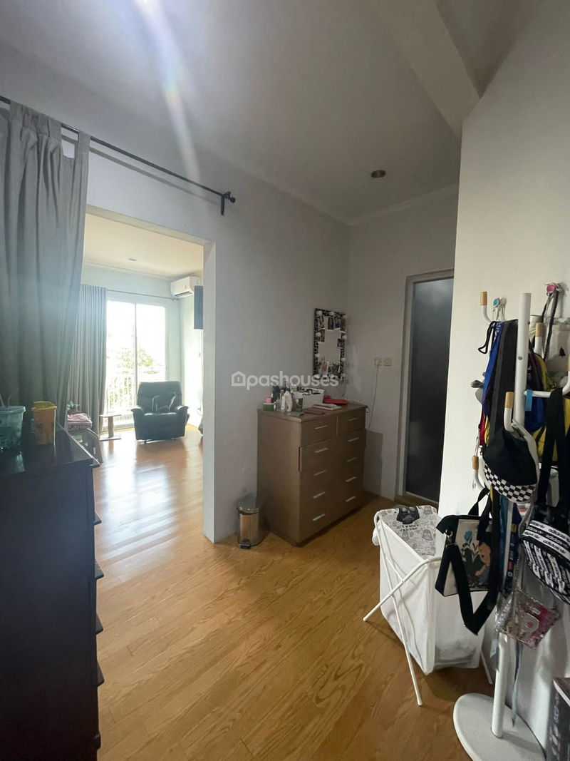 Jalan Lestari VI No.18A