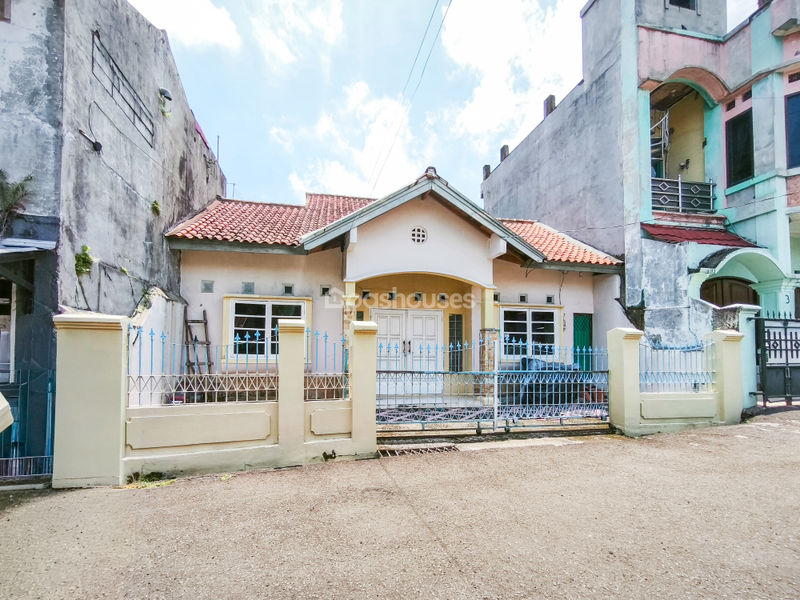 Perumahan Indraprasta 1 No.1