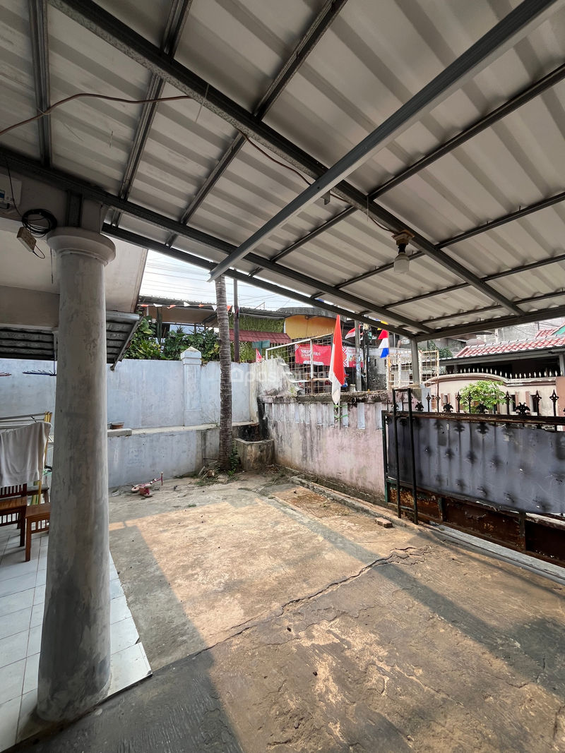 Jalan Pinus Bar. I