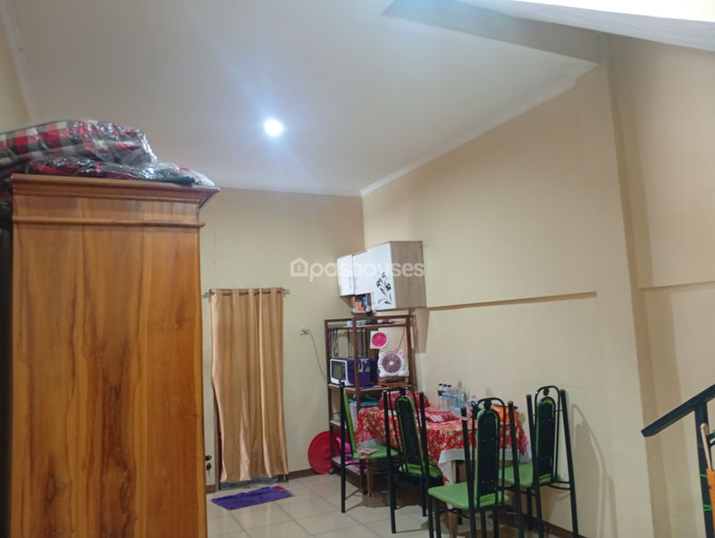 Perumahan Duta Kranji Blok B No.163