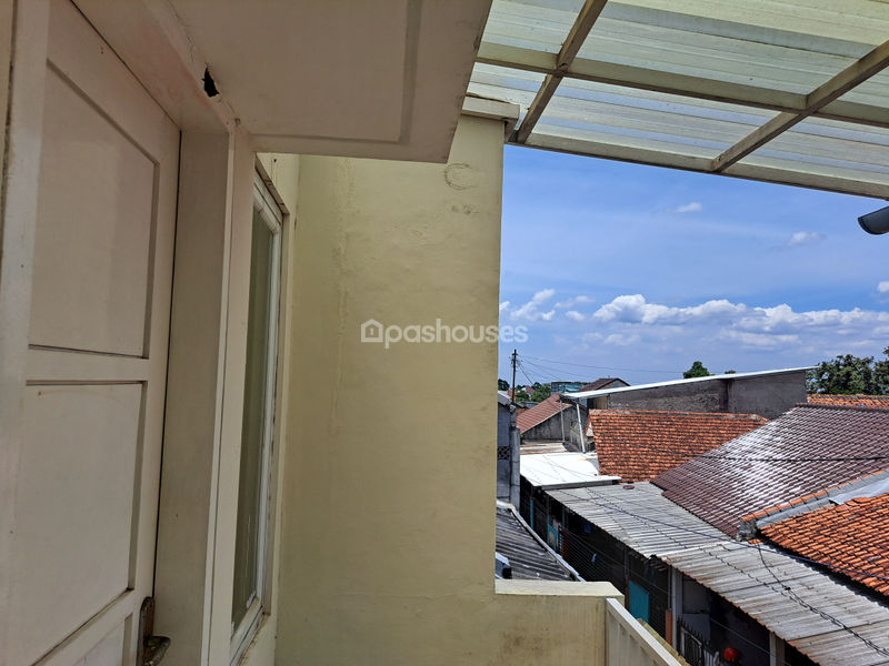 Tata Hill Townhouse Yasmin