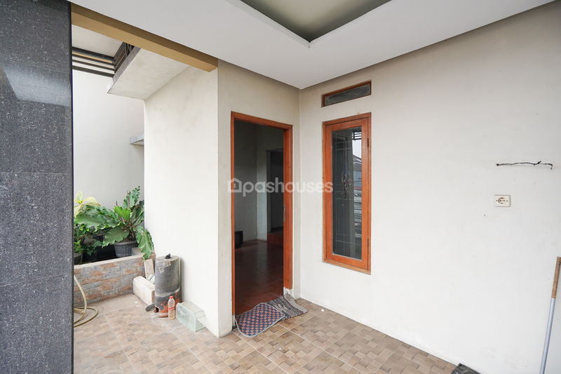 Pondok Timur Indah (PTI), Jl. Intan Blok I no. 9