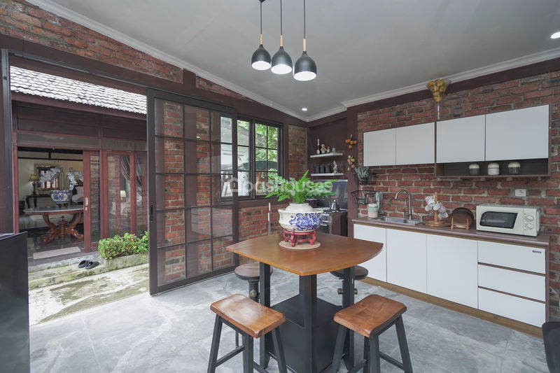 Villa Saung Ibu Bogor