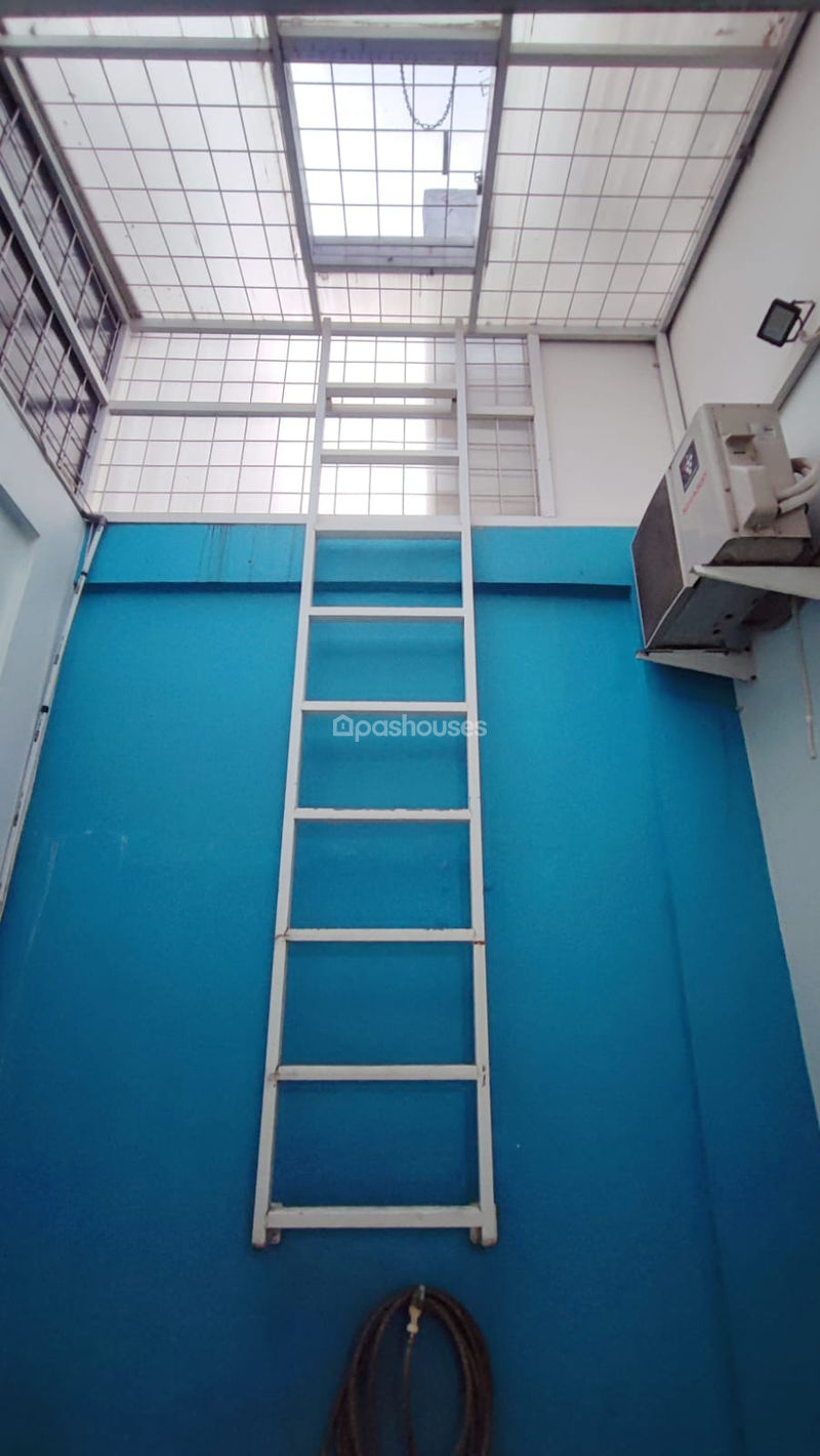 Perumahan Royal Park Residence Cluster Europa Blok C6 No.8