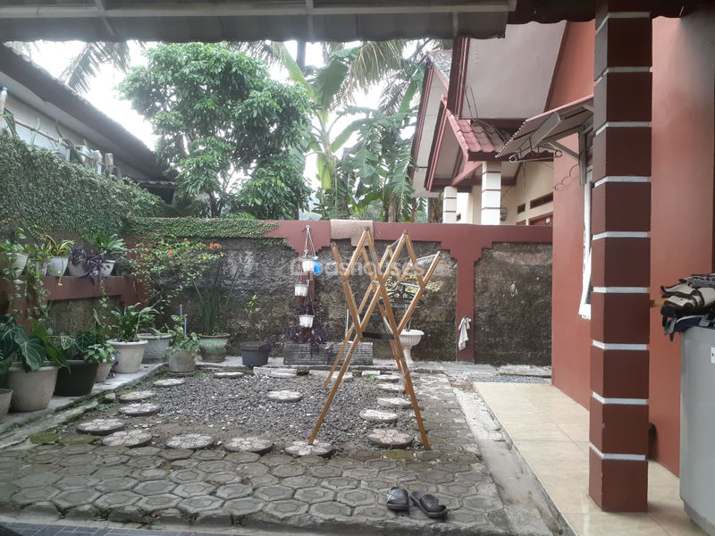 Jalan Kaum Pandak Karadenan No.39