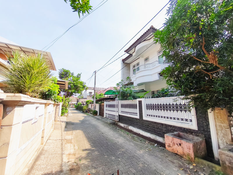 Jalan Kepodang Bekasi