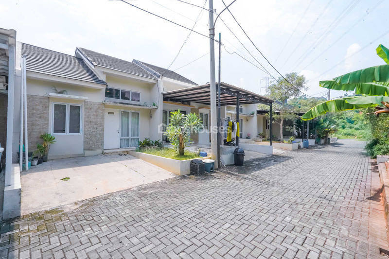 Perumahan Bukit Permata Indah Cluster Emerald Blok E1 No.27