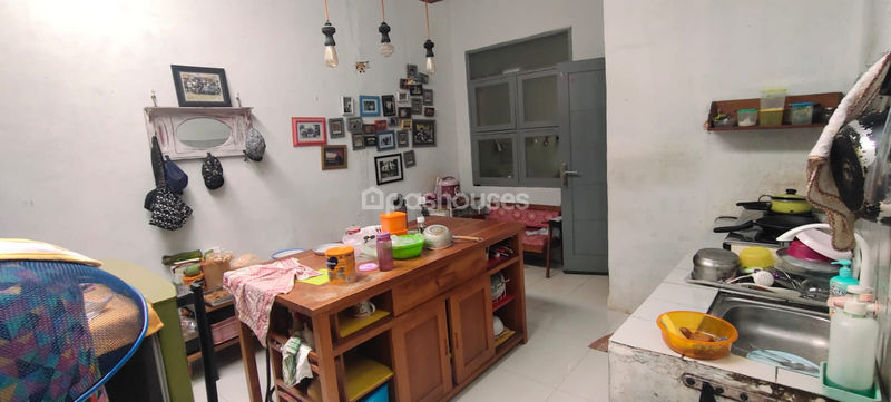Perumahan Taman Serua Blok N No.4