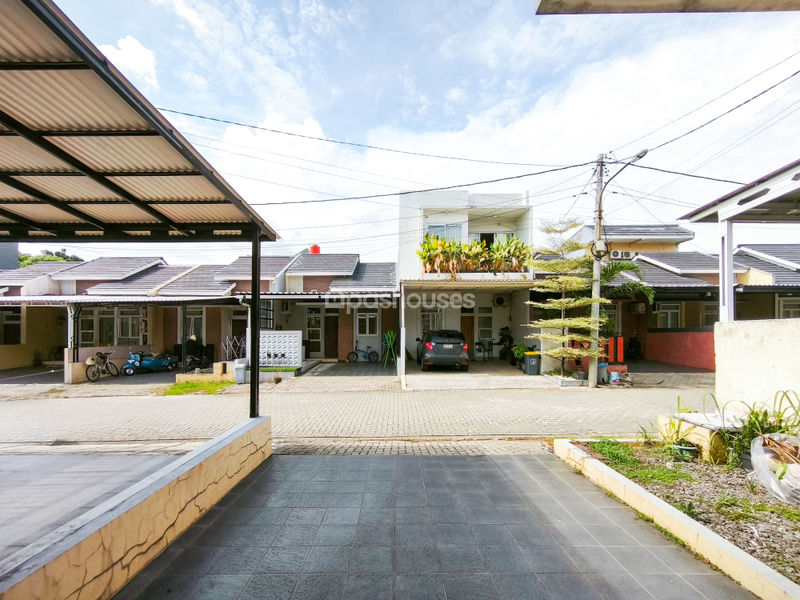 Metro Residence Cluster Pinewood Blok D3 No.9