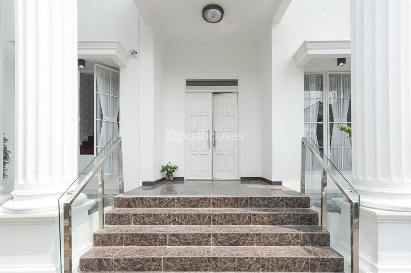 Perumahan Mediterania Regency Cikunir