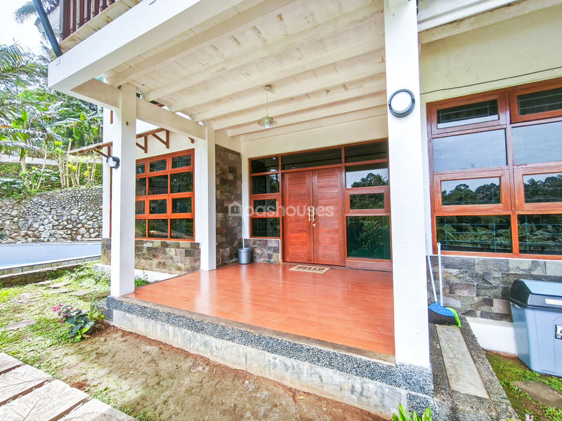 Kampung Ciliwung Riverside