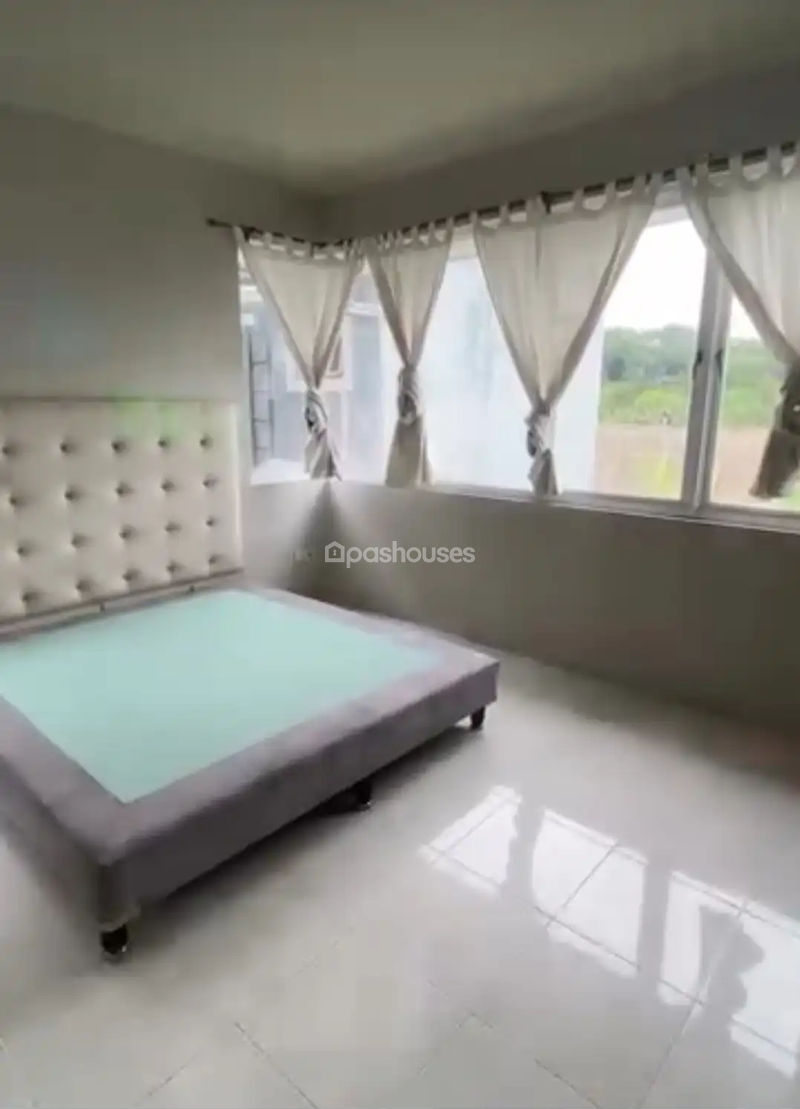 Komplek Mahogany Residence Depok Blok E10