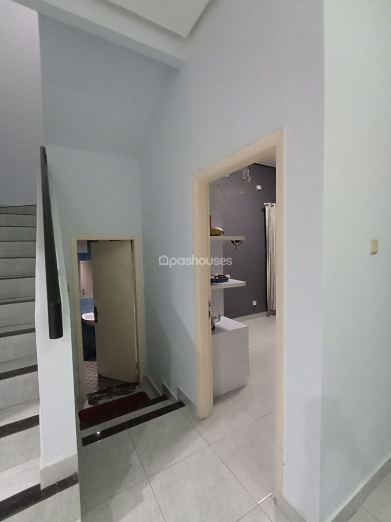 Villa Melati Mas Blok V 17/15