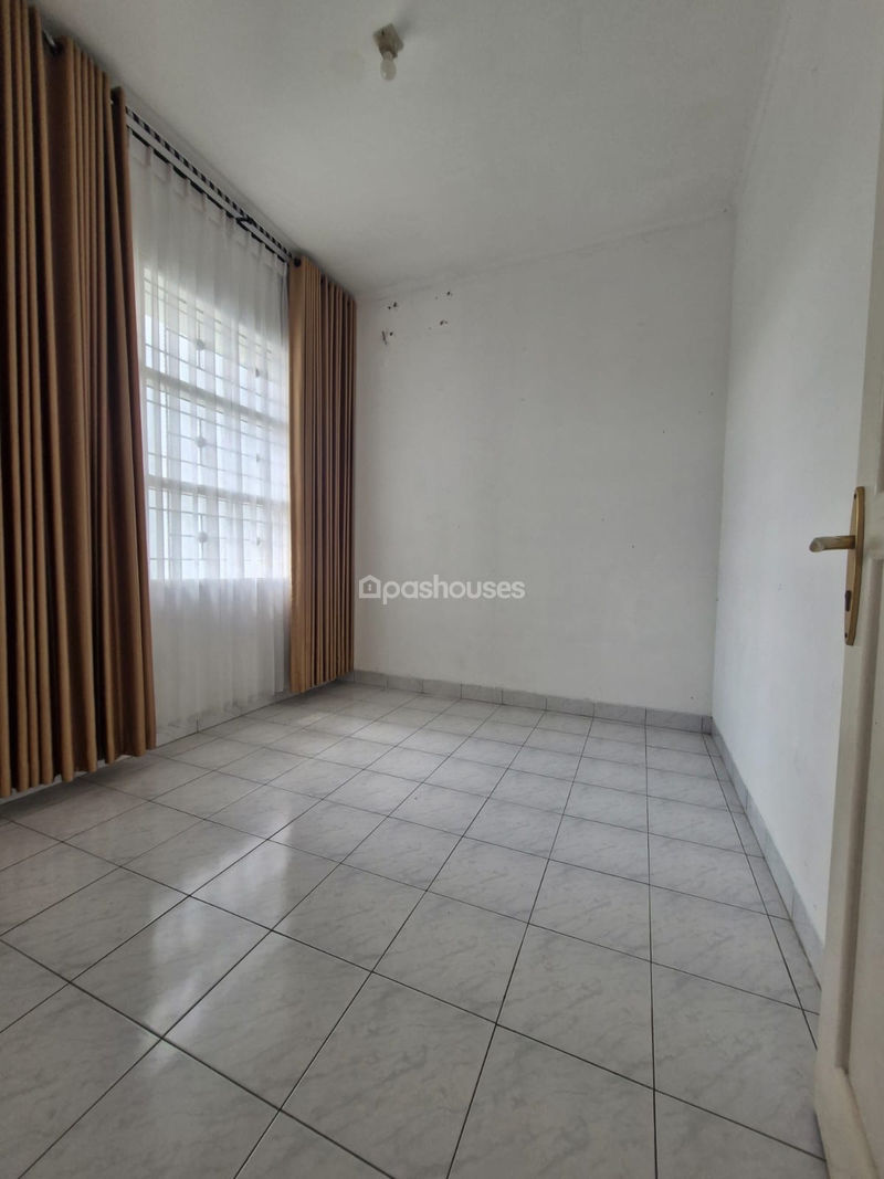 Legenda Wisata Zona Picasso Blok K19
