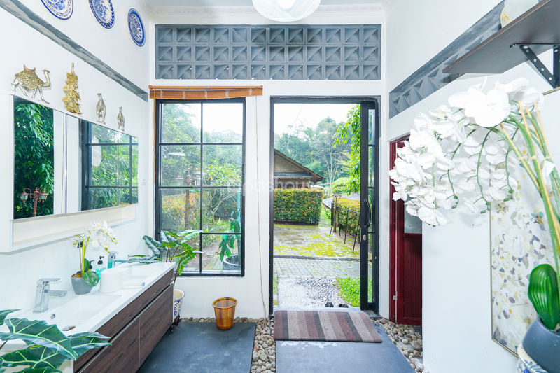 Villa Saung Ibu Bogor