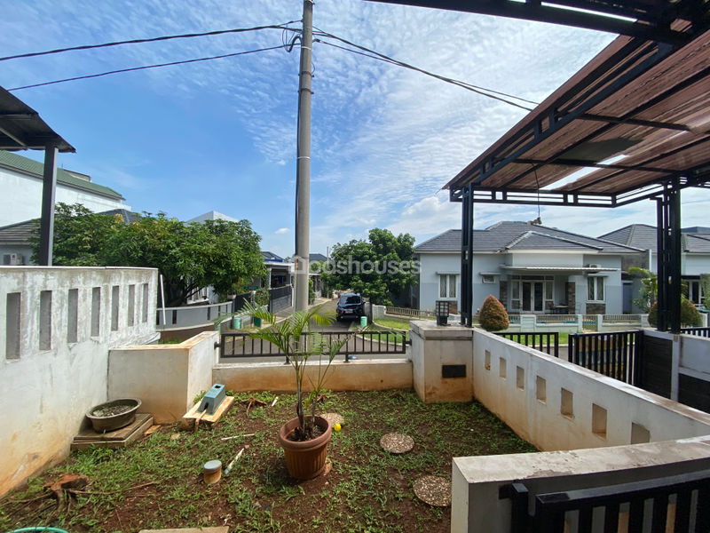 Sakura Regency 2
