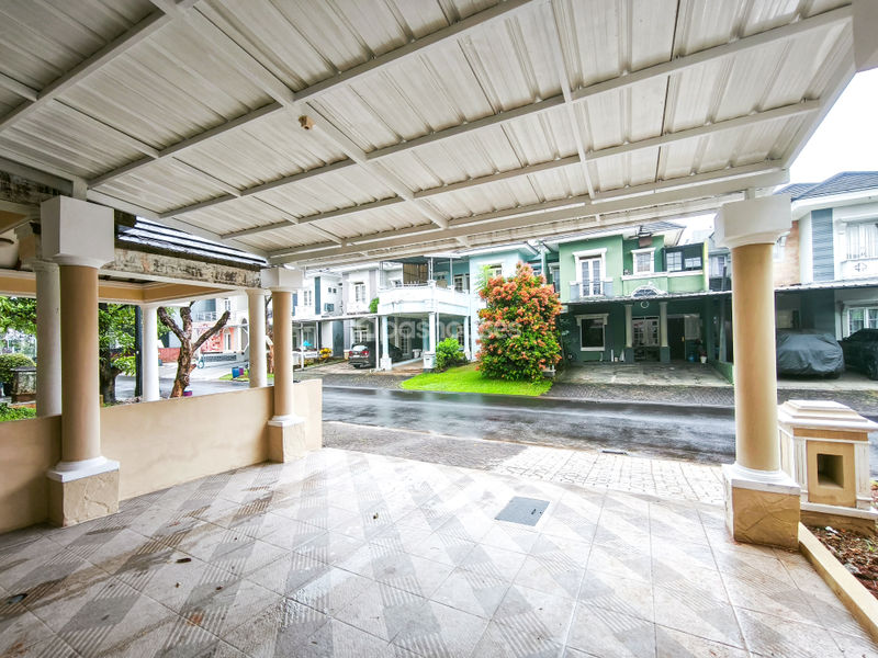 Kota Wisata Cluster Amsterdam No.30 Blok I No.5