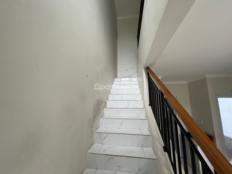 Grand Wisata Cluster Water Terrace Blok BE23 No.9